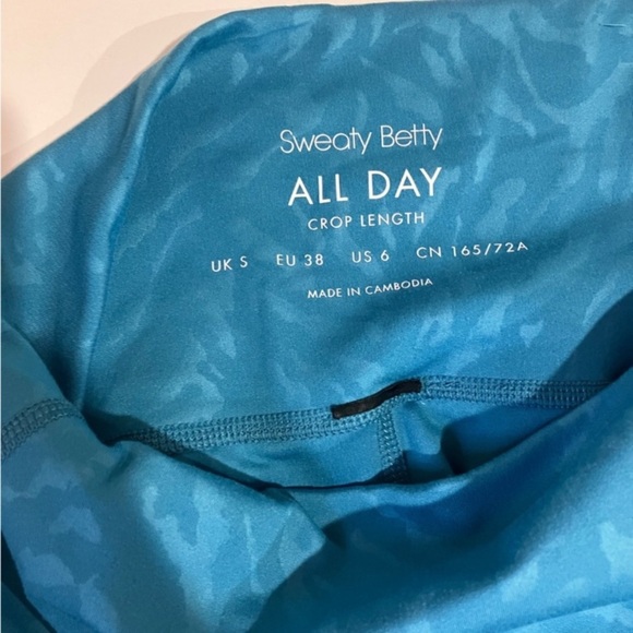 Sweaty Betty Tiger Print All Day High Waist Embossed Cropped Leggings Blue - Picture 9 of 9